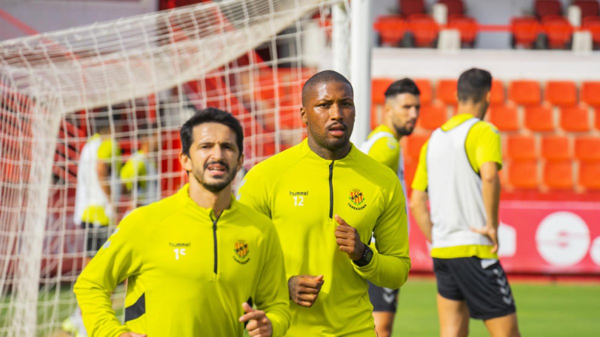 Jonathan Pereira i Romain Habran durant un entrenament al setembre, al Nou Estadi.