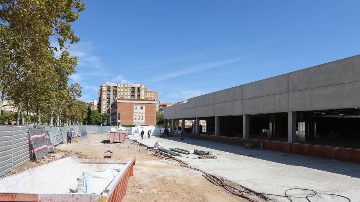 L'estat en el qual es troben les obres del supermercat als terrenys de l'antiga Sedera.