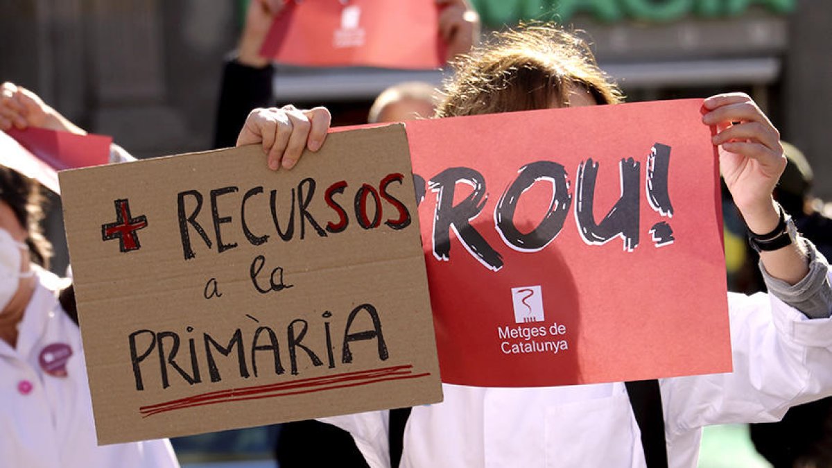 Pancartas durante una de las protestas de los sanitarios.