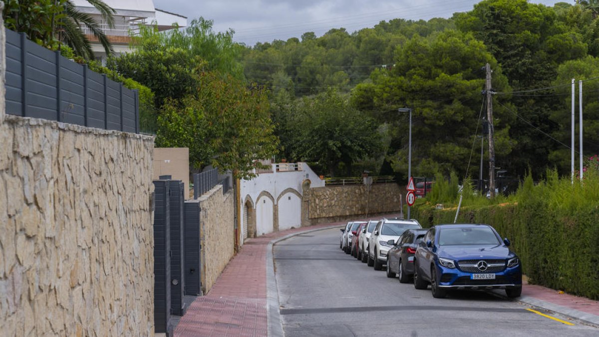 Carrer Terra Ferma de la urbanització Cala Romana, on dilluns es va produir un robatori.