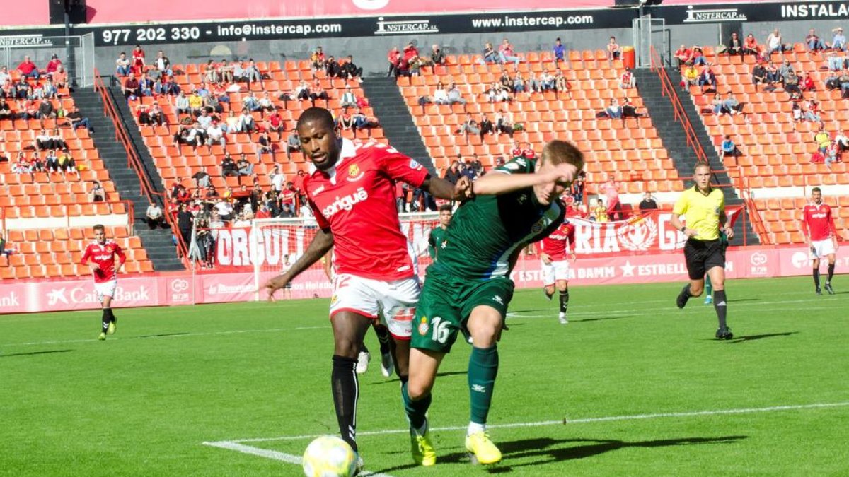 Romain Habran, durante un partido con la camiseta del Nàstic.