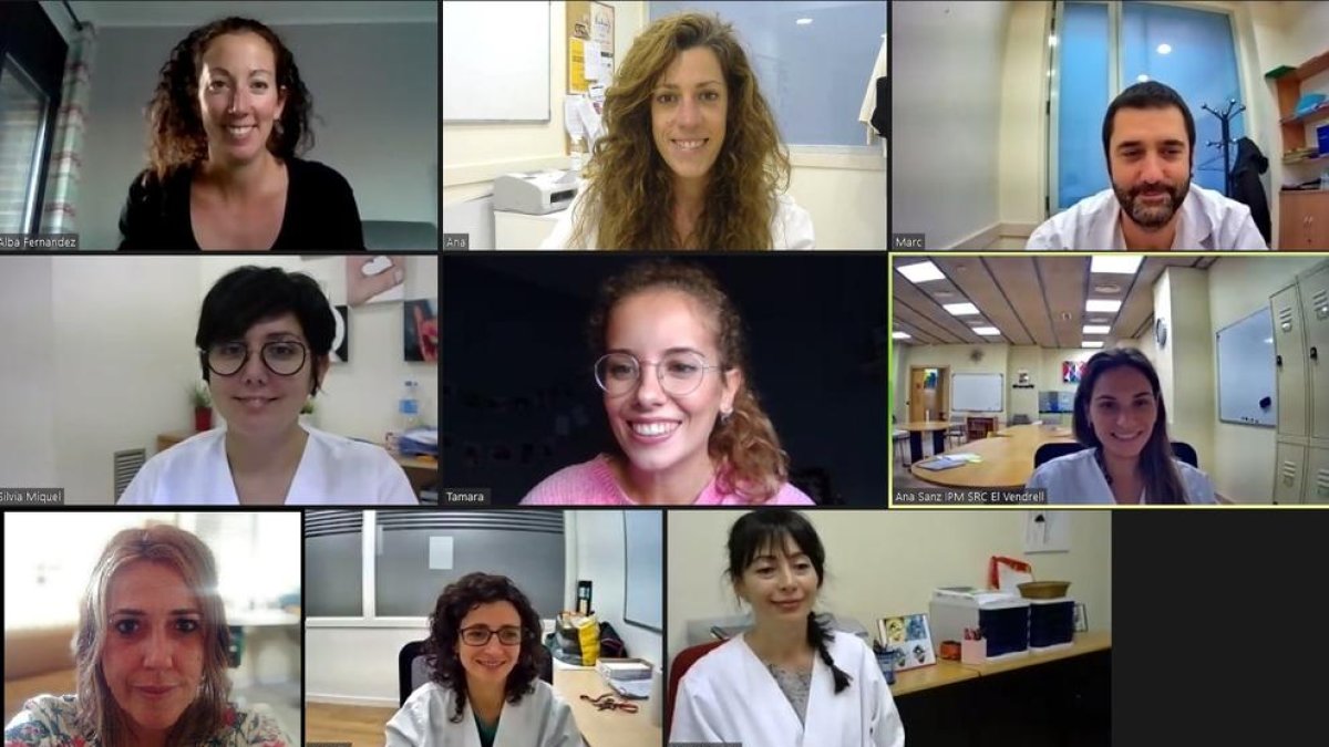Imatge de professionals dels serveis de rehabilitació comunitària de l'HU Institut Pere Mata que formen l'equip de recerca.
