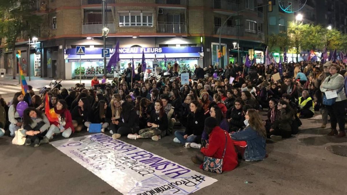 Concentració en contra de la violència masclista a Tarragona l'any passat.