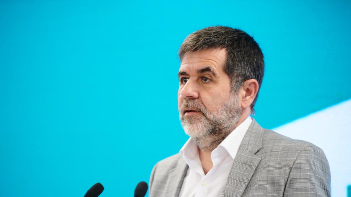 El secretari general de JxCat, Jordi Sànchez, en roda de premsa a la seu del partit.