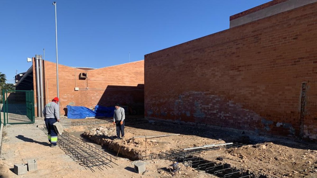 Las obras van a buen ritmo y la climatización será una realidad pronto.