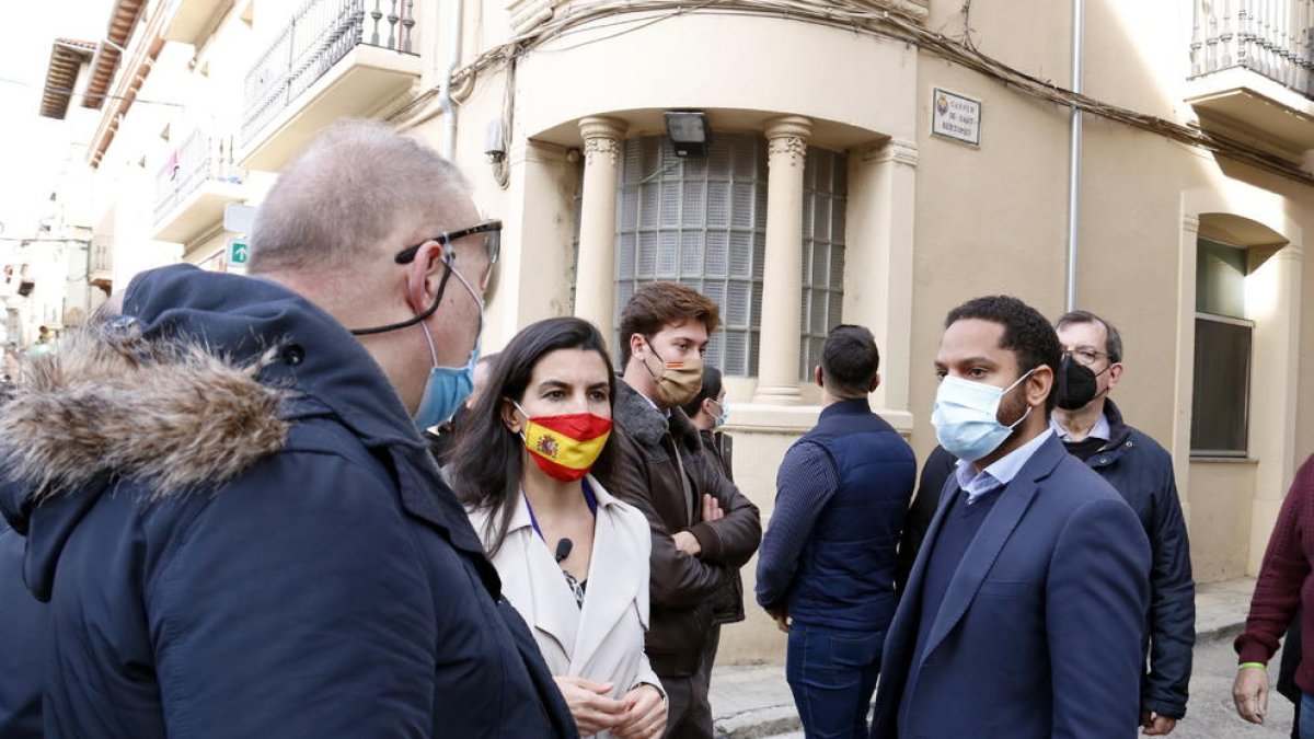 Pla mig del candidat de Vox a la Generalitat, Ignacio Garriga, i la presidenta del partit a Madrid, Rocío Monasterio.