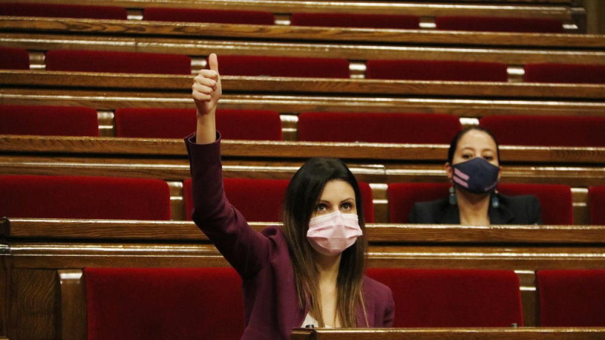 Imatge d'arxiu de Lorena Roldán dins a l'hemicicle.