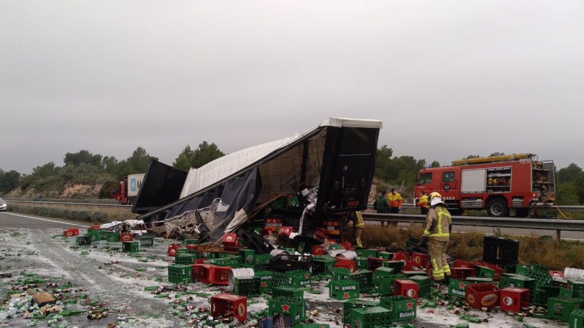 Imatgede como|cómo ha quedado la calzada después del accidente.