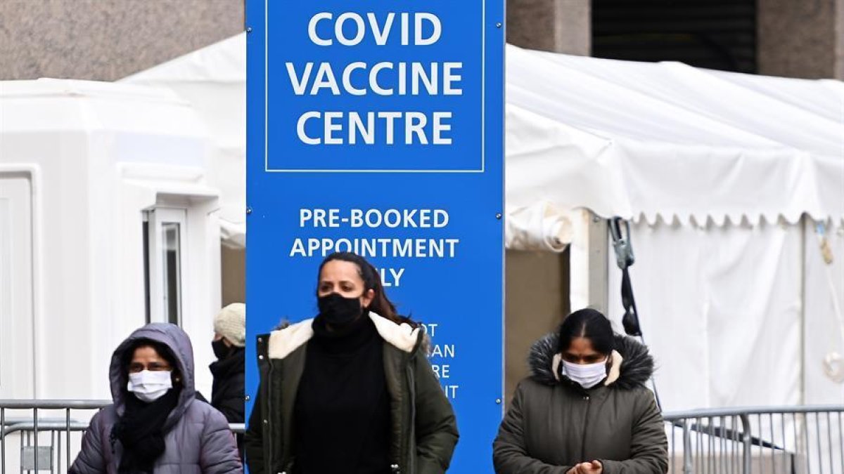 Un centro de vacunación del Reino Unido