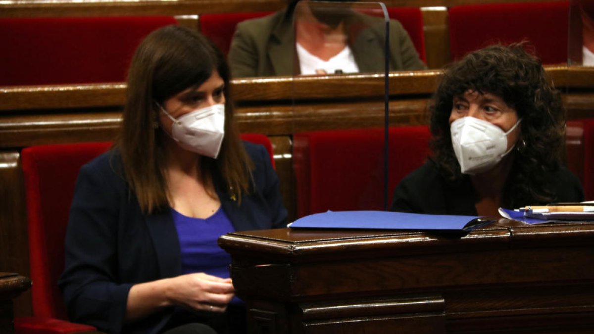 La consellera Gemma Geis en el Parlament.