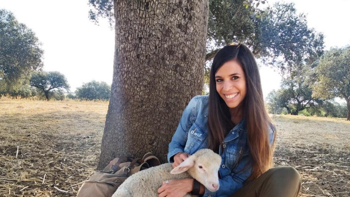 Evelyn Segura es presentadora del programa '¡Qué animal'! de La2.