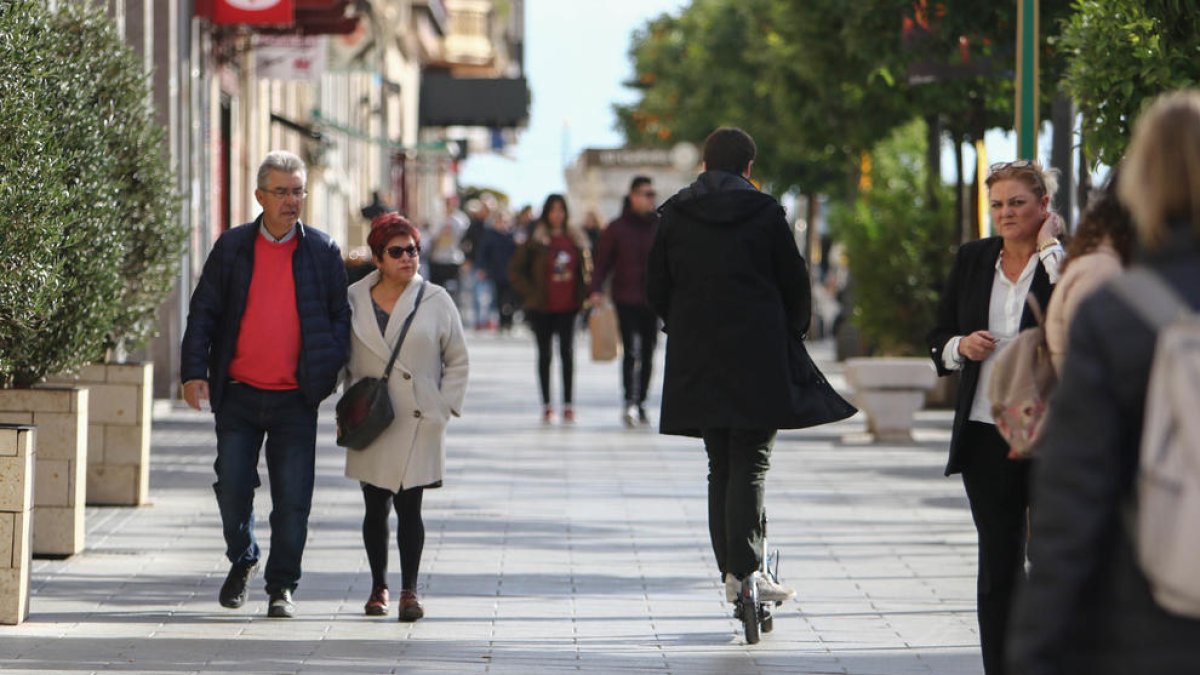 El Ayuntamiento hizo una modificación en la ordenanza para garantizar un uso ordenado y seguro de los patinetes.