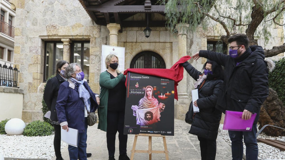 Ahir va destapar-se el cartell de 'La Verònica del segle XXI'.