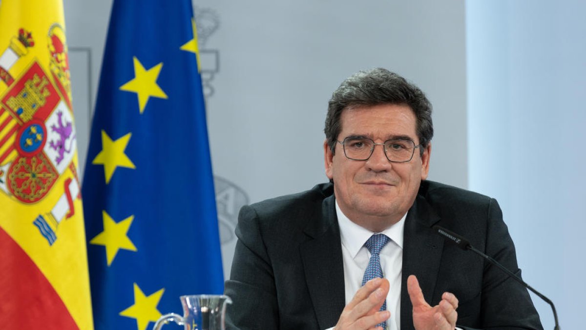 El ministre d'Inclusió, Seguretat Social i Migracions, José Luis Escrivá, en roda de premsa