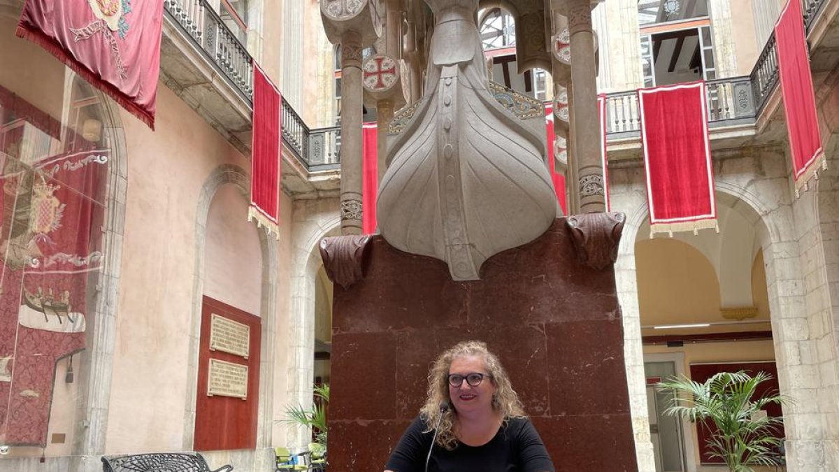 Imagen de Ramos, portavoz socialista, en la rueda de prensa de ayer en el Ayuntamiento de Tarragona.