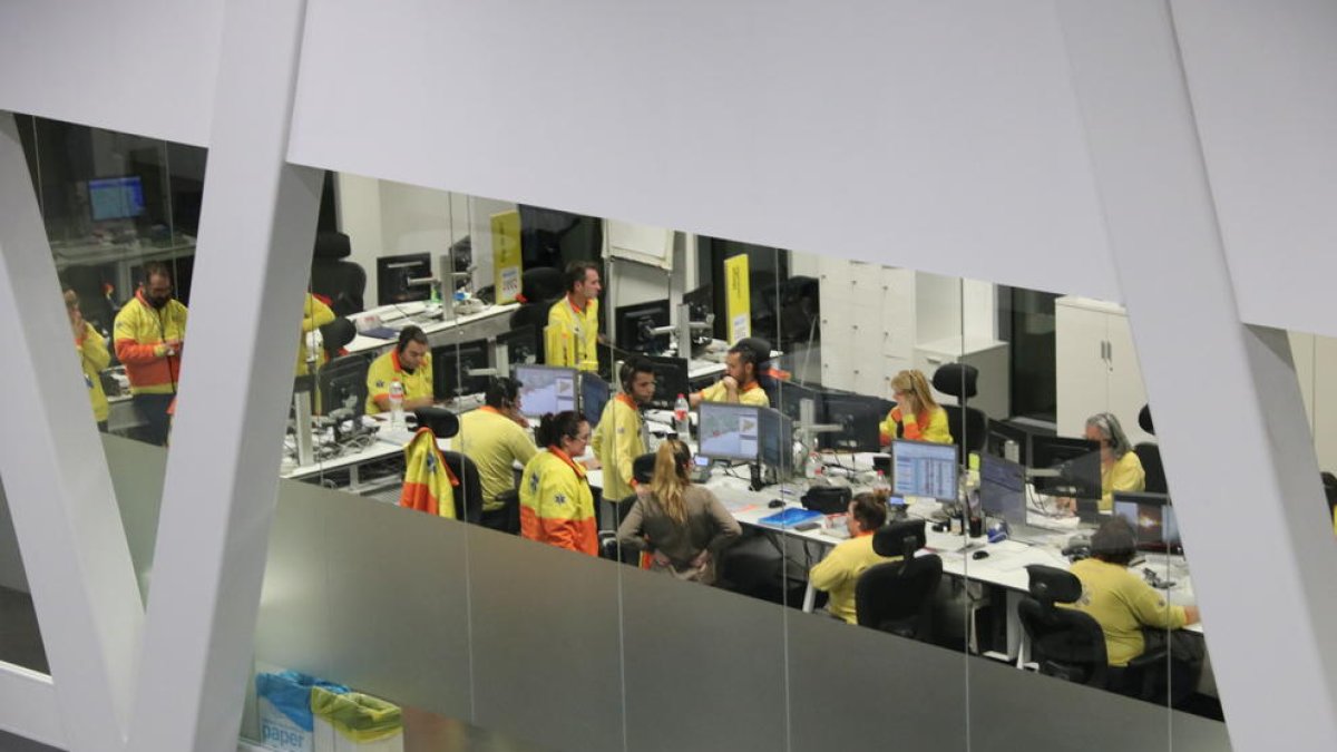 Equipos de emergencia trabajando en una sala del 112 en una imagen del 14 de enero de 2020.