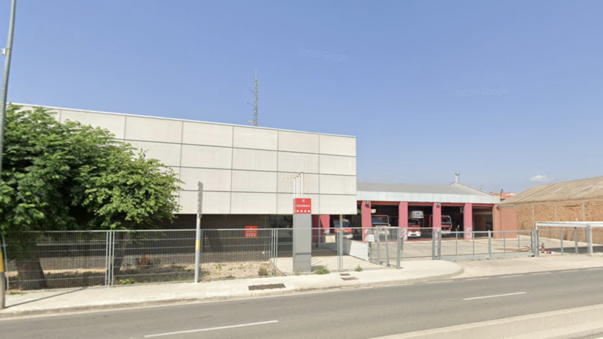 Imatge d'arxiu de la carretera davant del Parc de Bombers de Tarragona.