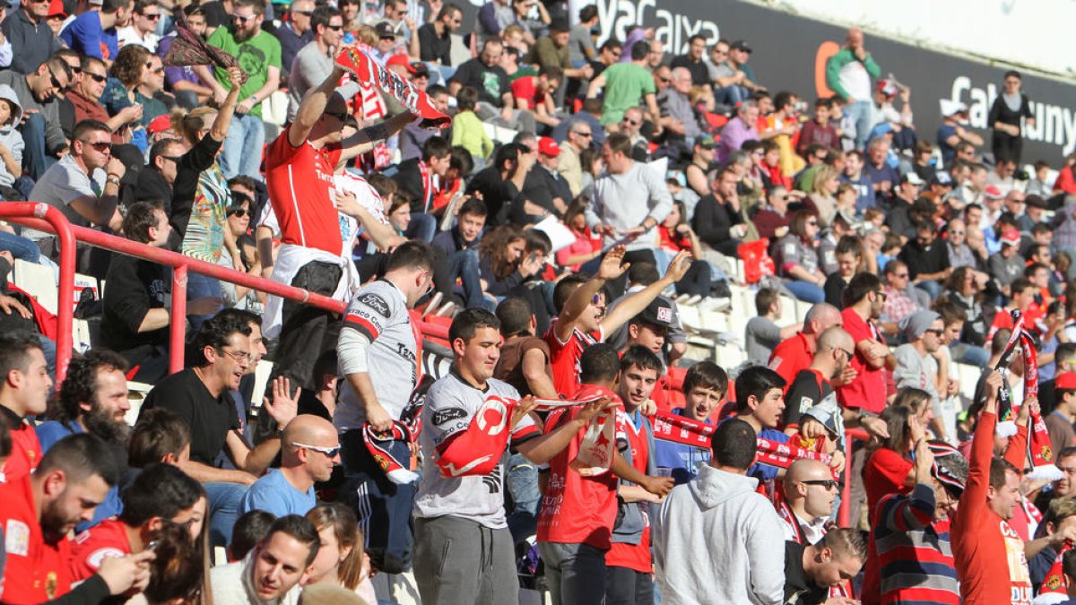 L'afició tornarà a les graderies del Nou Estadi.