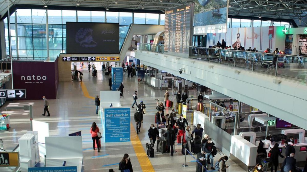 Itàlia ja ha suspès els vols amb el rEGNE unit