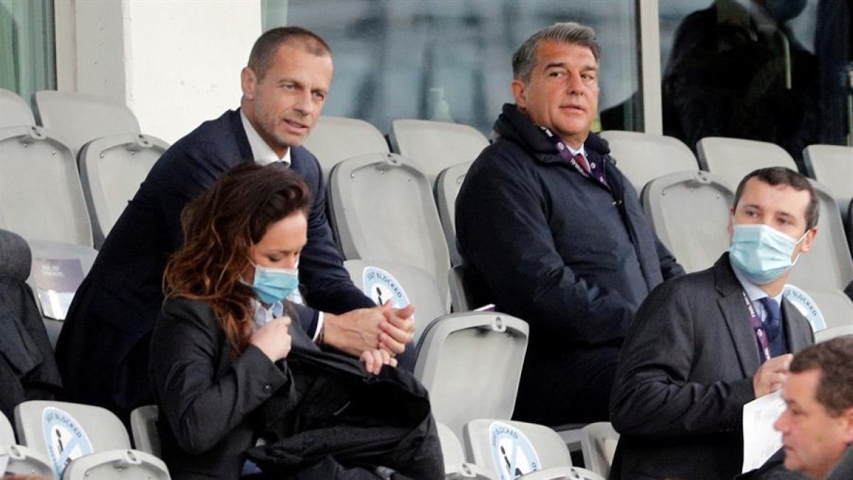 El president del Barça, Joan Laporta, durant la final de la Copa d'Europa femenina.