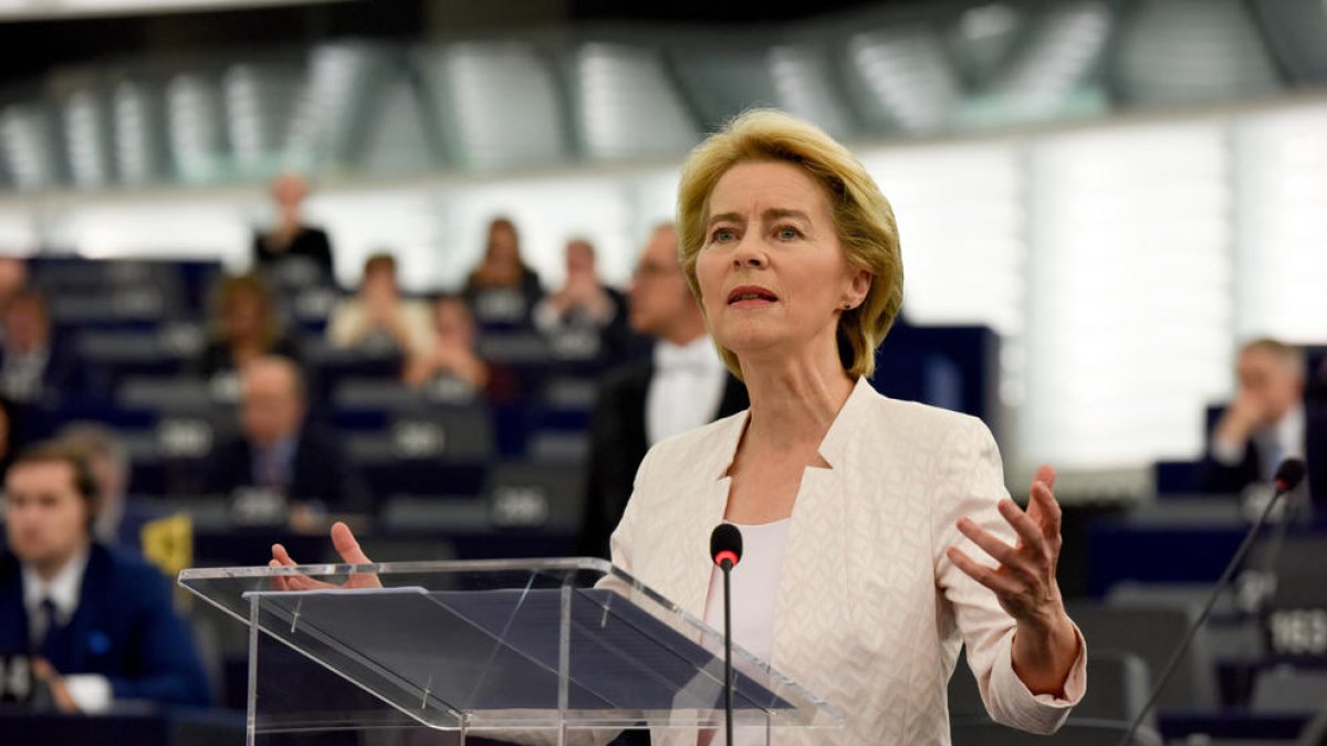 La presidenta de la Comissió Europea, Ursula von der Leyen, en una intervenció a l'Eurocambra.