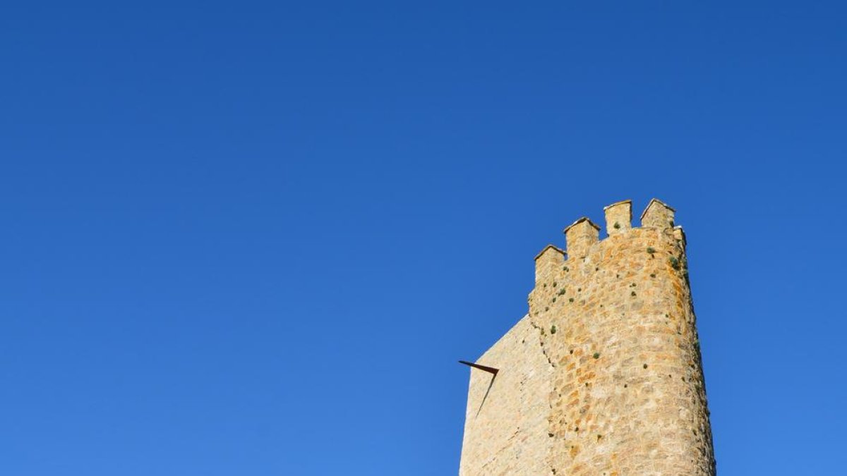 El curs del riu Gaià des del Castell de Santa Perpètua de Gaià.