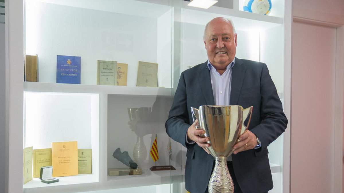 Joan Soteras, en la delegación de Tarragona de la Federación Catalana de Fútbol.