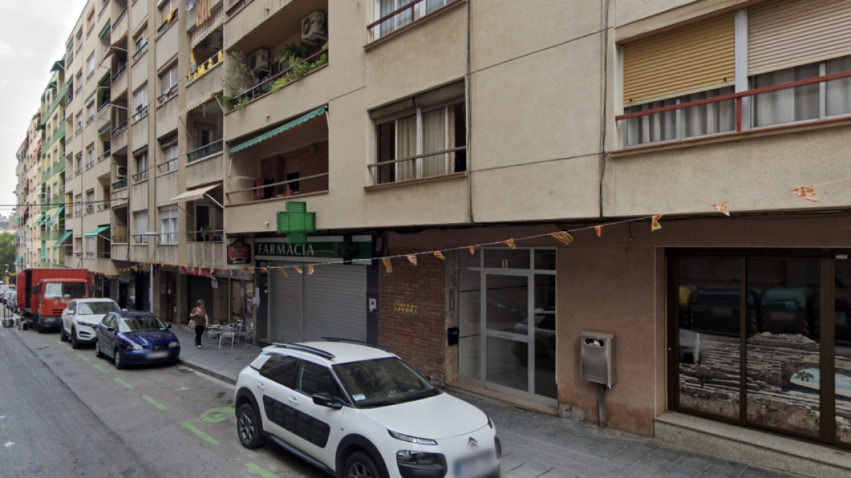 Imatge d'arxiu del númer 3 del carrer del carrer Francesc Bastos.