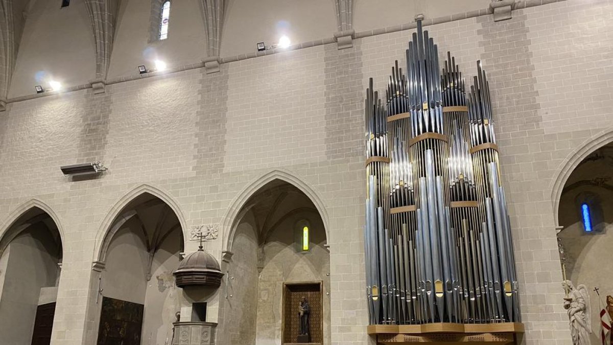 Imatge de l'orgue de Valls.