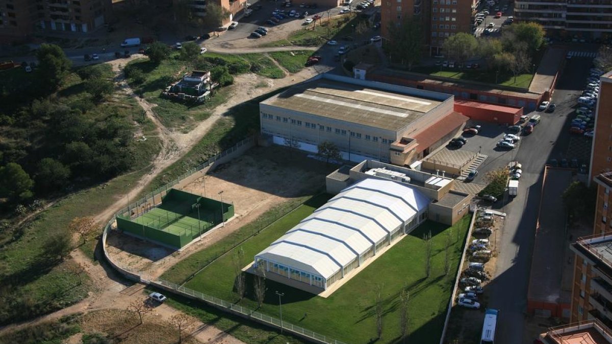 Imagen del polideportivo de Sant Pere i Sant Pau.