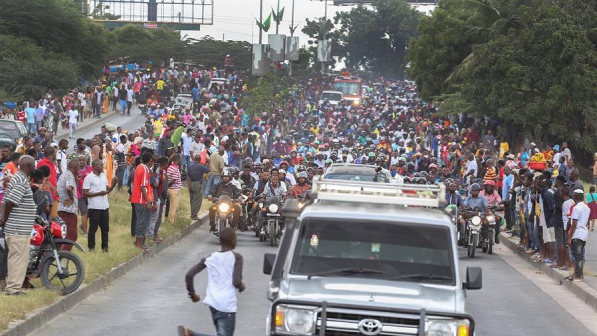 Imagen de archivo de Tanzania donde se ve a muchos ciudadanos que no utilizan la mascarilla.