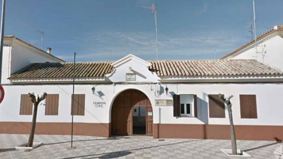 La caserna de la Guardia Civil a Villafranca de los Caballeros (Toledo).