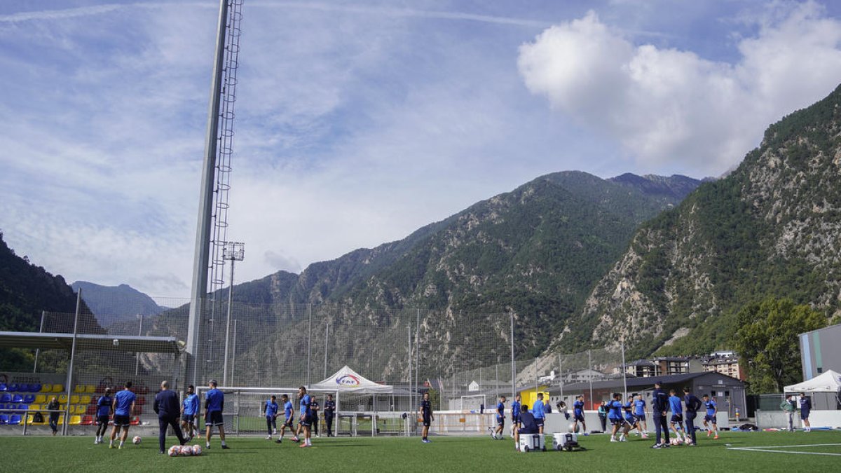 El FC Andorra en un entrenamiento.