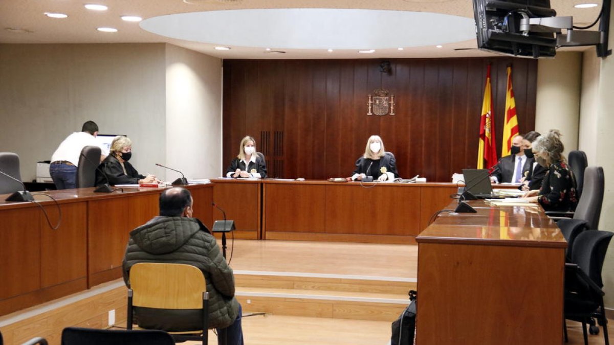 Plano general de la sala de la Audiencia de Lleida durante la celebración del juicio.