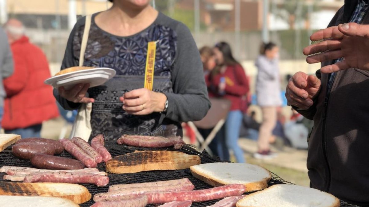 Una de las actividades de la fiesta es el desayuno tradicional.