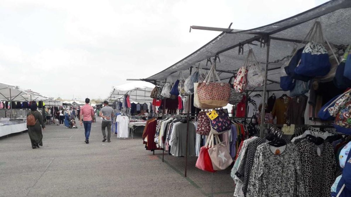 Imatge del mercat de Bonavista durant la jornada d'aquest diumenge.