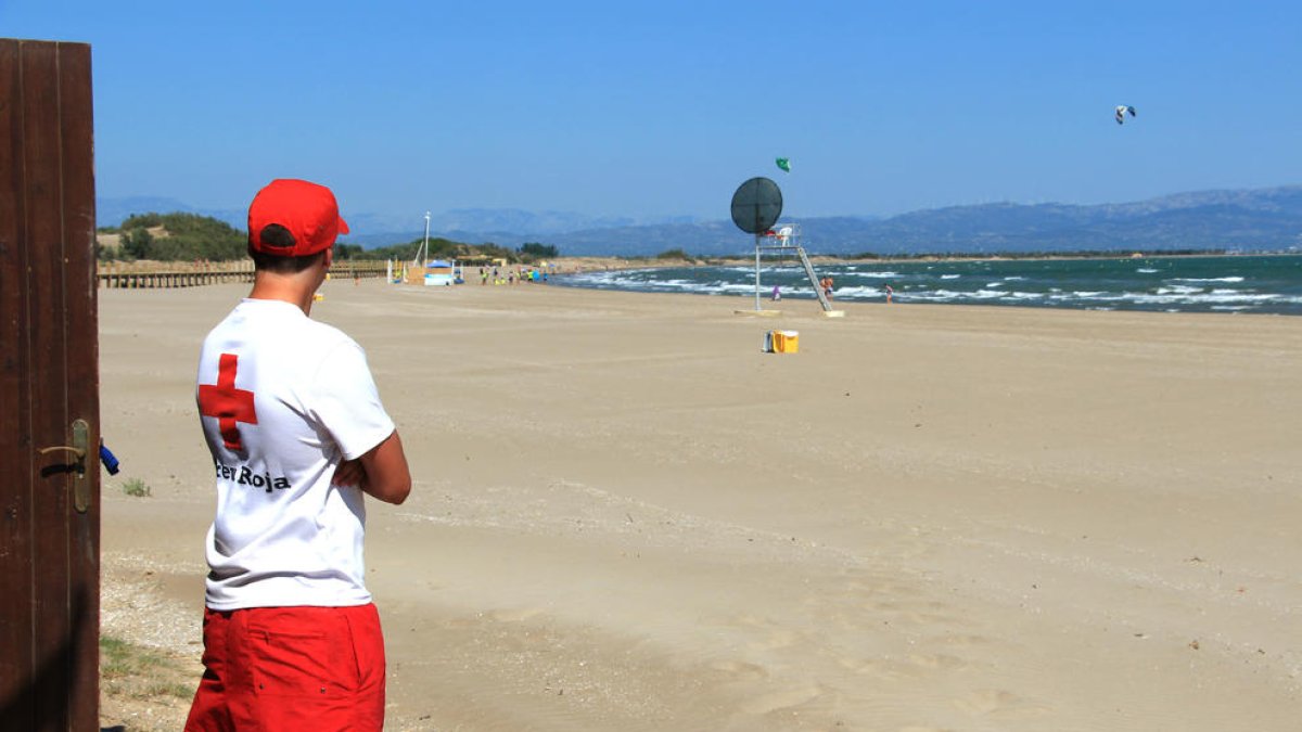 Imagen de la playa Riumar de Deltebre.