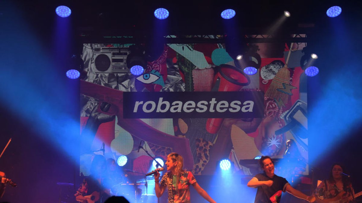 El concert de Roba Estesa a la Sala Apolo de Barcelona.