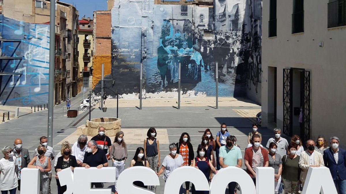 Imagen de la presentación de la Escola per l'Art i la Cultura.