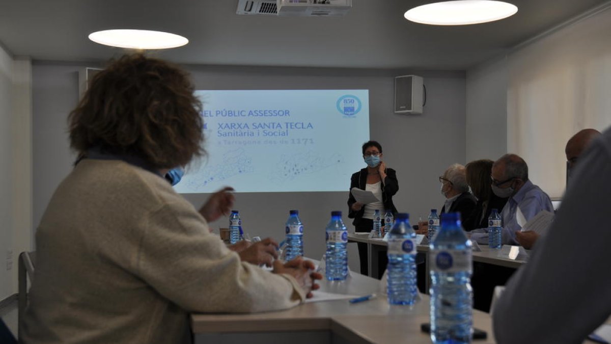 Imagen del acto de presentación del Panel Público Asesor de la Xarxa Santa Tecla.