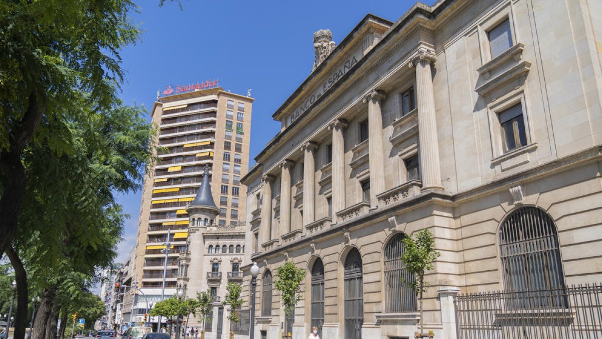 Imatge d'arxiu de l'exterior del Banc d'Espanya.