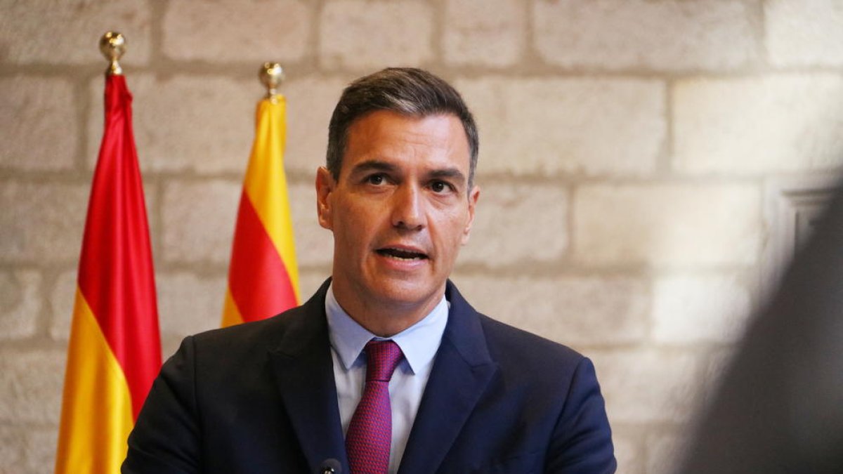 Primer plano del presidente del gobierno español, Pedro Sánchez.