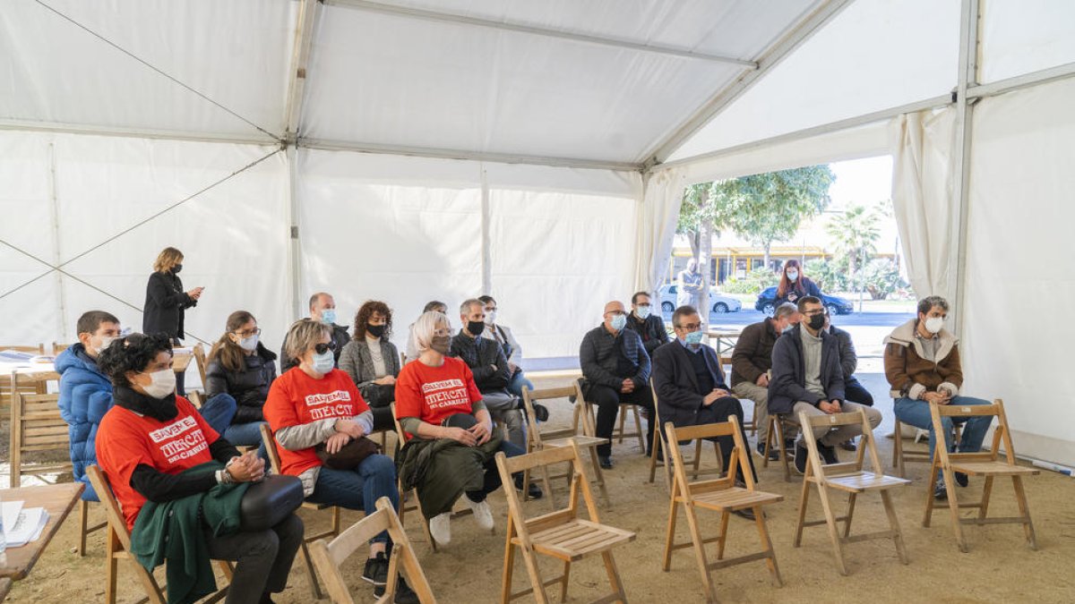 Sessió de debat sobre els usos dels futurs equipaments del sud.