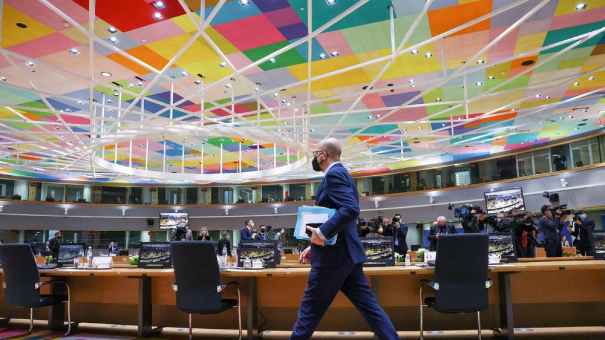 El presidente del Consejo Europeo, Charles Michel, llegando a la cimera en Bruselas.