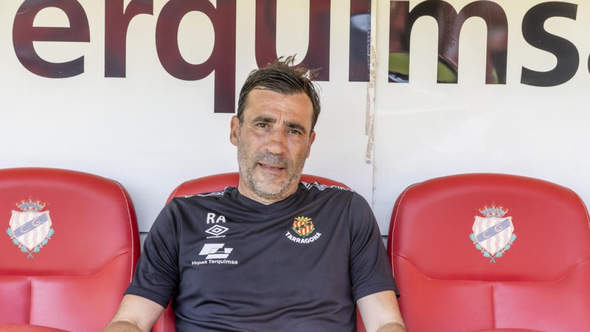 Raúl Agné será el comandante del banquillo del Nàstic en una temporada en la cual tiene claro que el ascenso a Segunda A tiene que ser la máxima prioridad.