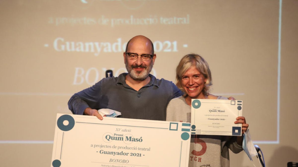 Josep Julien y Judit Farrés en la entrega del XV Premio Quim Masó.