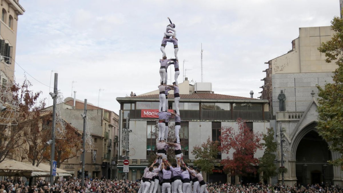 El 3 de 9 de los Minyons de Terrassa, en la diada de la colla