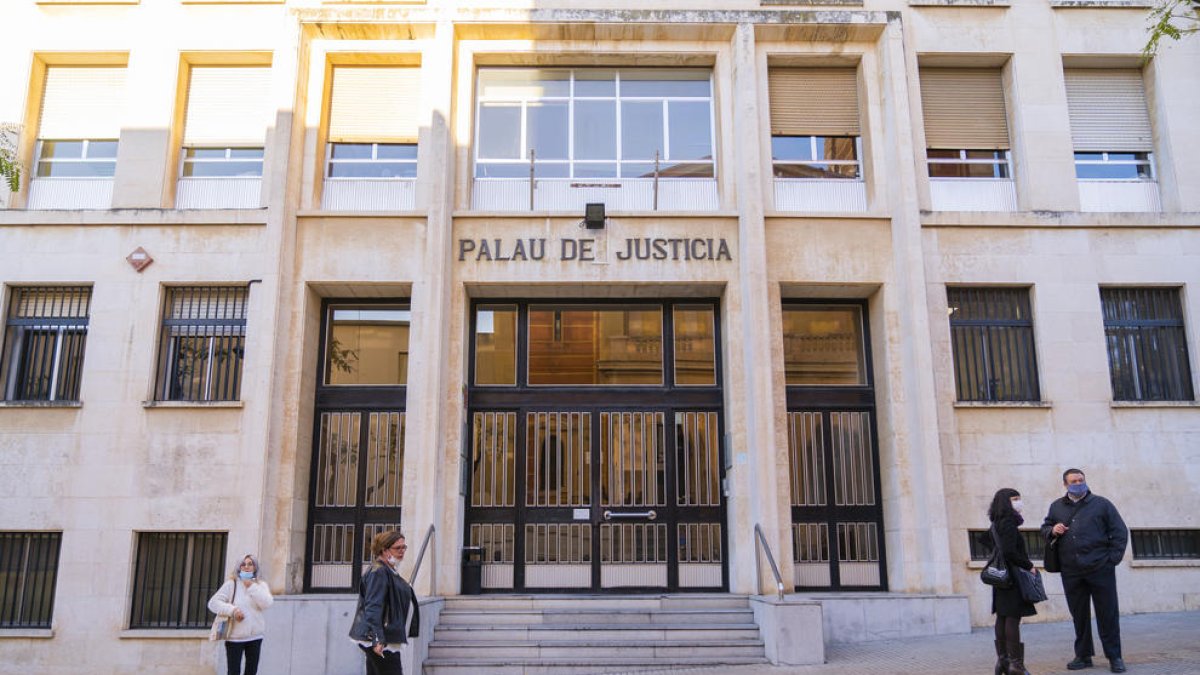 Imatge de la façana del Palau de Justícia de Tarragona.