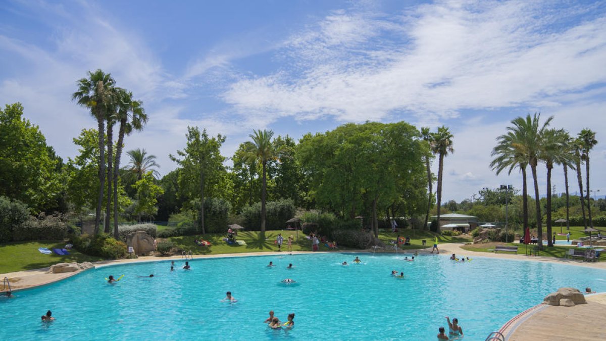 Imatge de les piscines municipals de Reus.