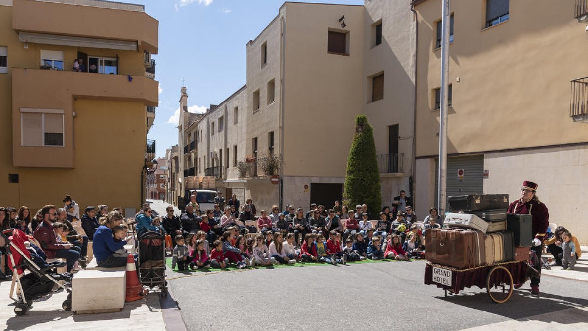 Espectáculo de calle del Imposible en 2019.